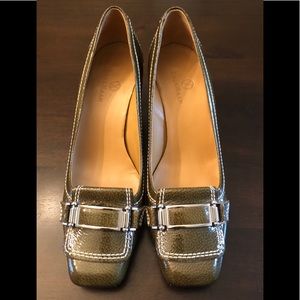 Cole Haan Olive Green Pumps